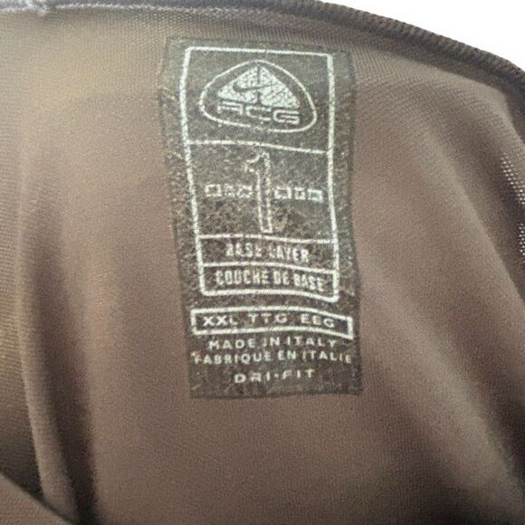 Nike ACG Dri Fit Shirt XXL Made In Italy Base Layer Deep Back Pockets Cycling - Picture 7 of 8